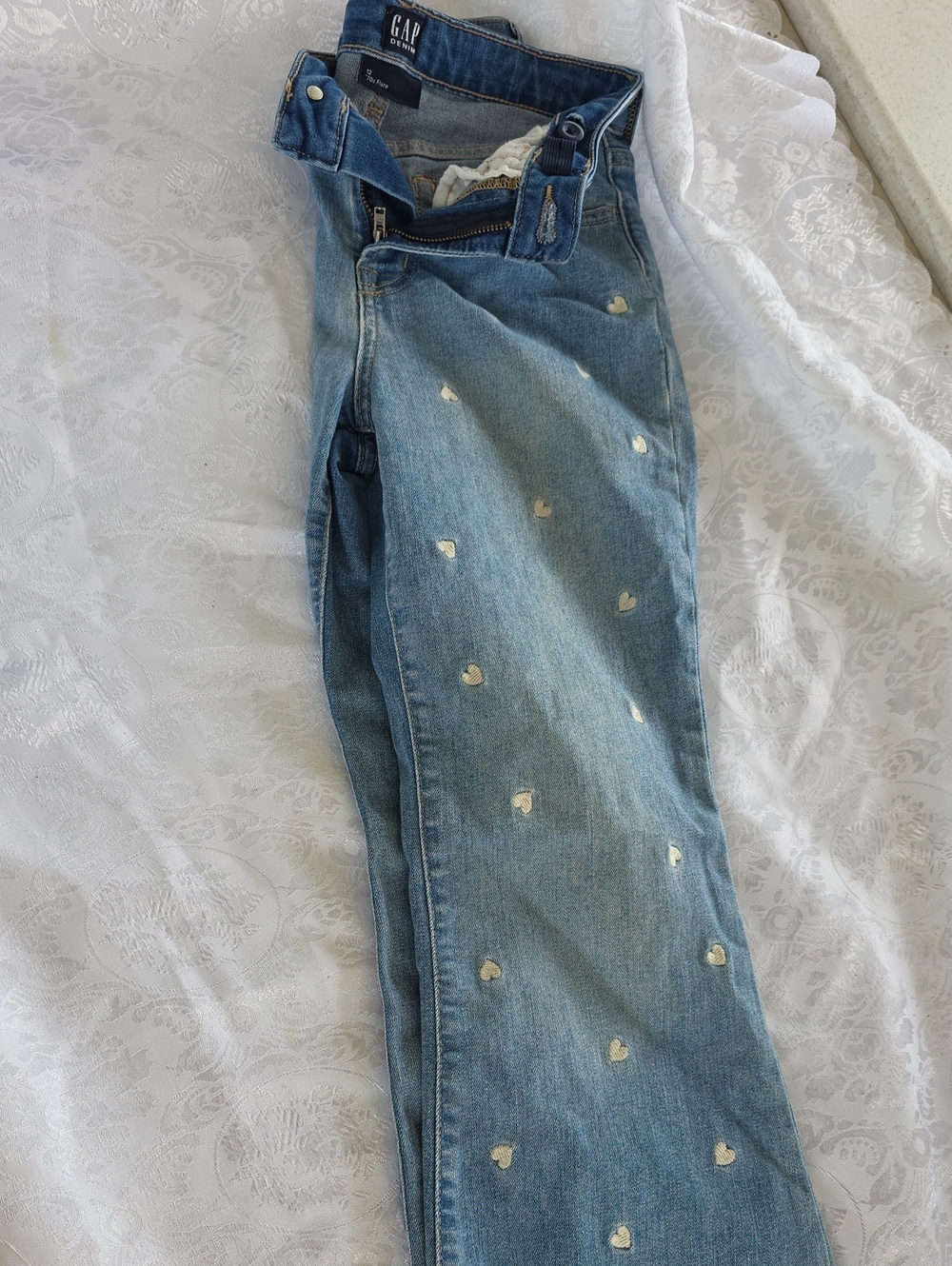 GAP Light Blue Straight-Leg Jeans with Small White Heart Embroidery